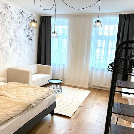 Traumhafte Wohnung Fuer 2, Walk In Dusche, Extra Kueche, Nespresso, Zentral Wenen Buitenkant foto